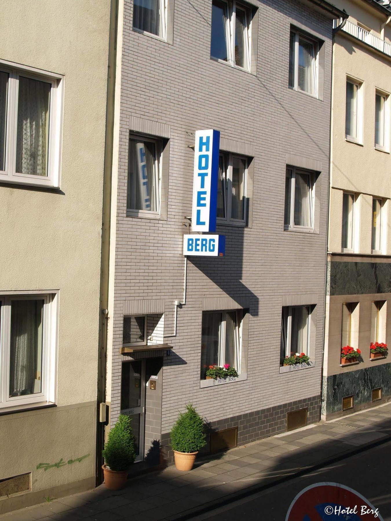 Hotel Berg Cologne Extérieur photo