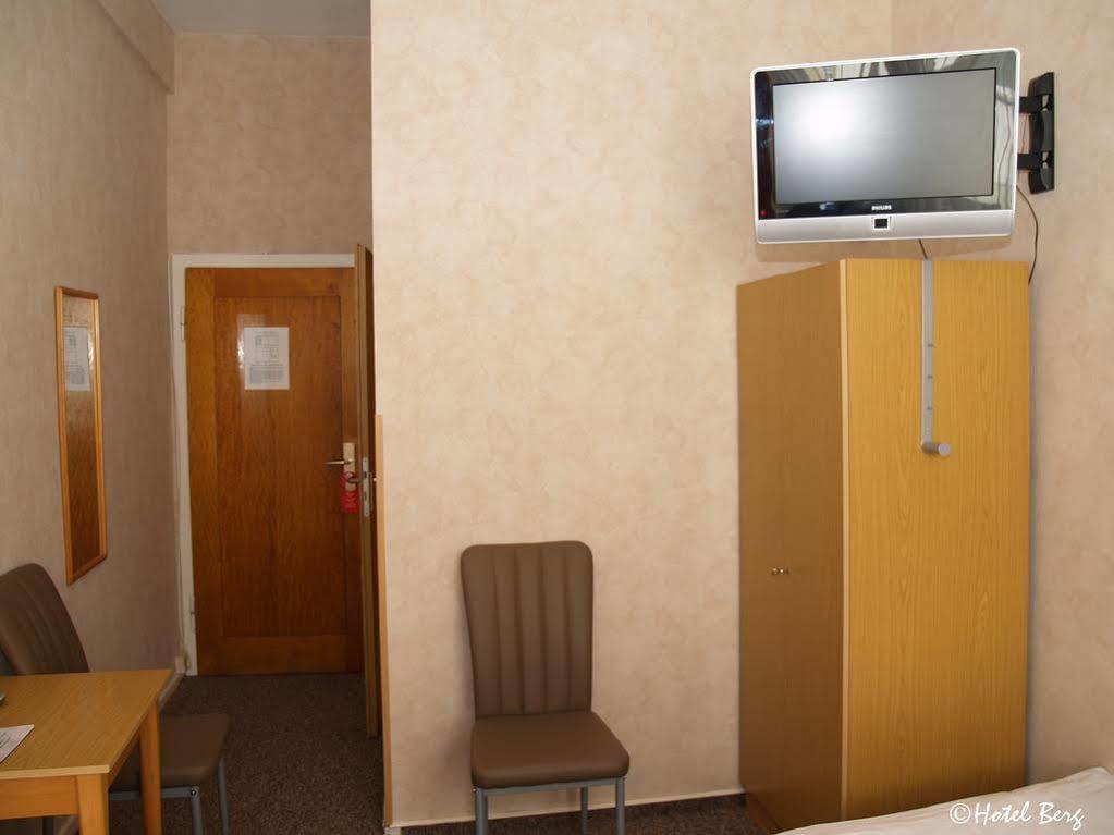 Hotel Berg Cologne Extérieur photo