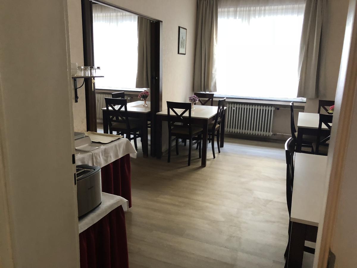 Hotel Berg Cologne Extérieur photo