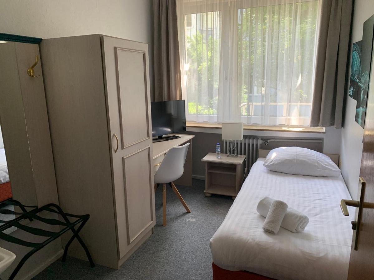 Hotel Berg Cologne Extérieur photo